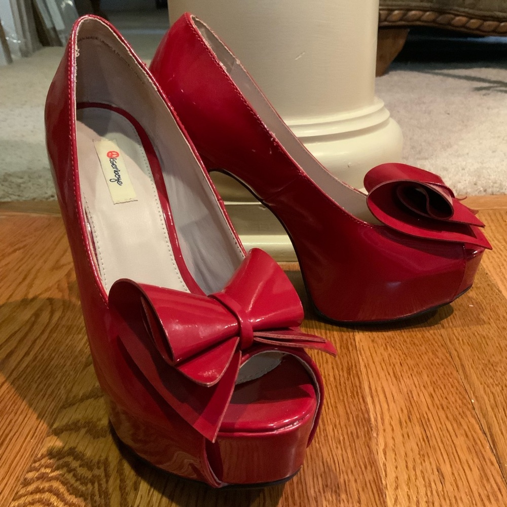 Olsenboye Shoes Women Red Patent Platform Bow Open Toe